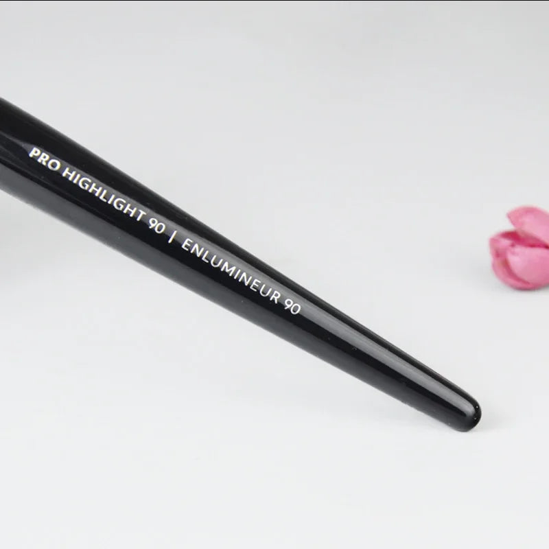 Hinium Highlight Brush